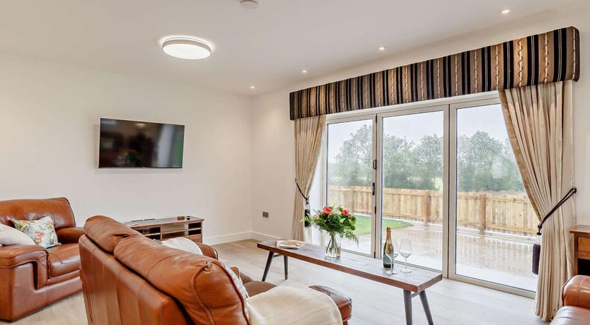 Photo of 3 Bed in Wakefield