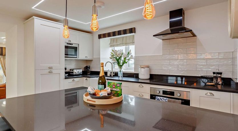 Photo of 3 Bed in Wintersett