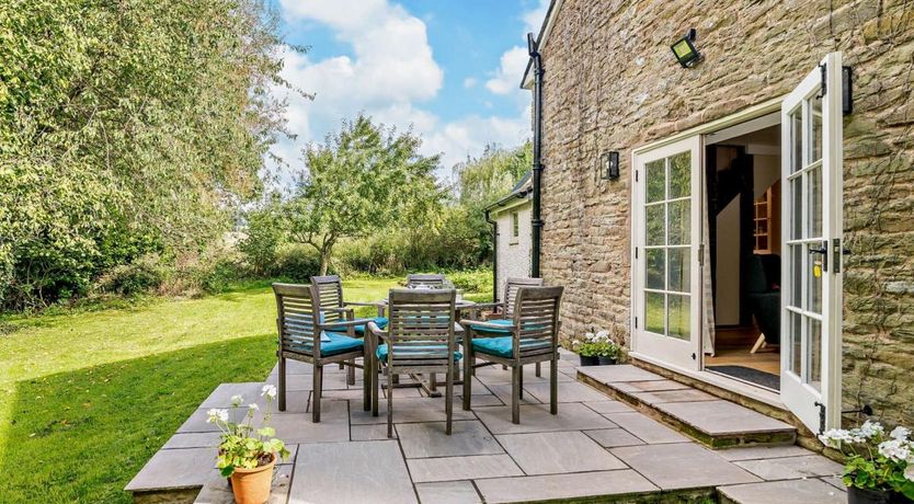 Photo of 3 Bed in Bodenham