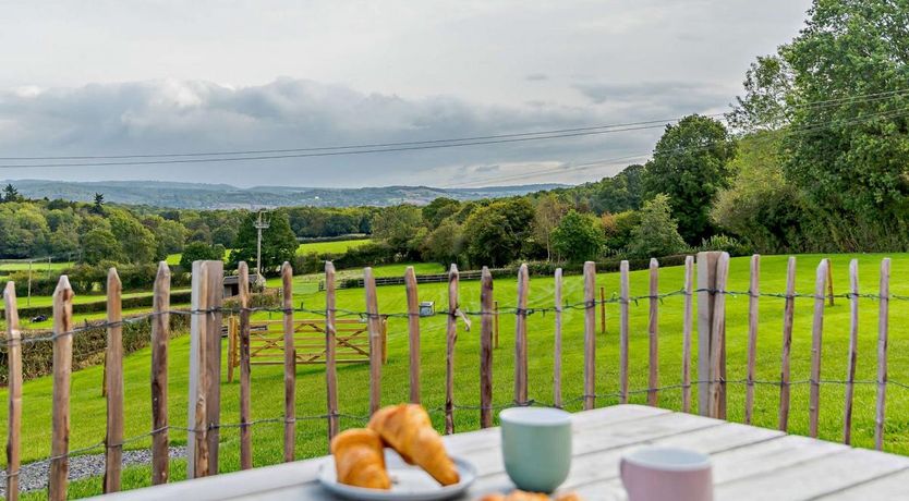 Photo of 1 Bed in Little Dewchurch