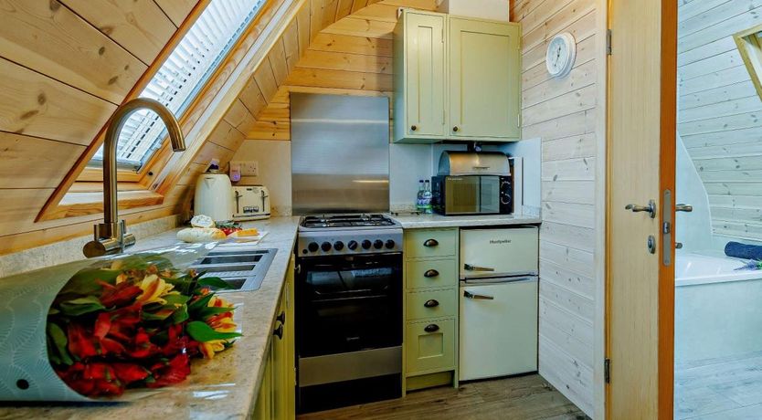 Photo of 2 Bed in Sheinton