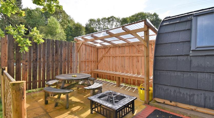 Photo of 2 Bed in Sheinton