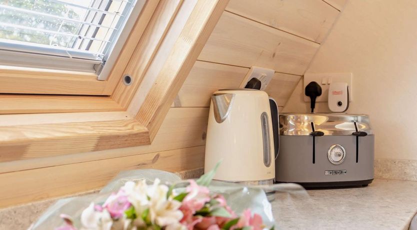 Photo of 2 Bed in Sheinton