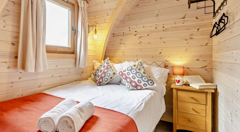 Photo of 2 Bed in Sheinton