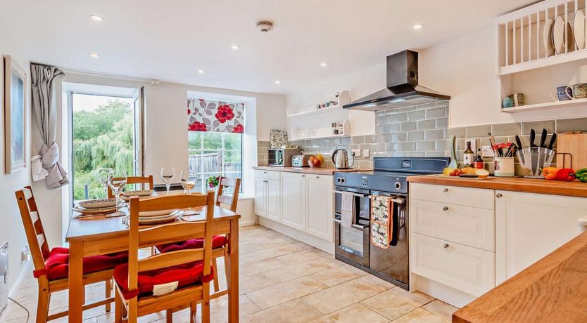 Photo of 2 Bed in Bishopstone