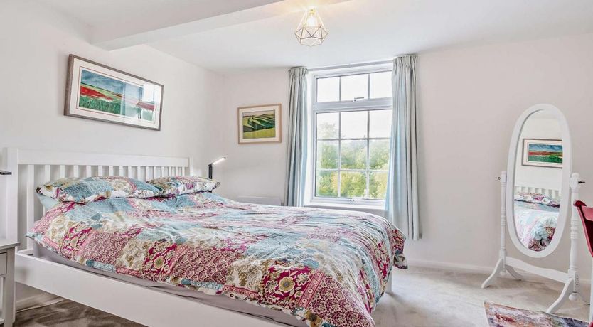 Photo of 2 Bed in Bishopstone