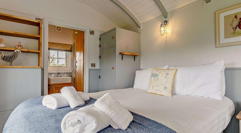 Photo of 1 Bed in Ashwater