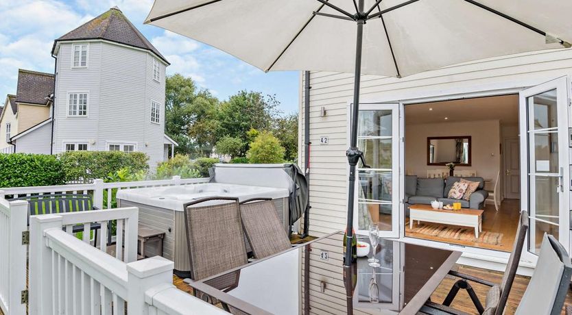 Photo of 3 Bed in South Cerney