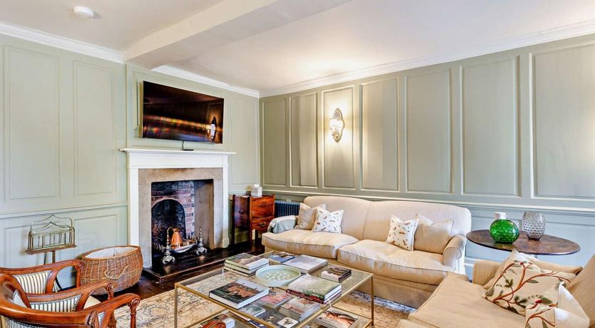 Photo of 6 Bed in Ludlow