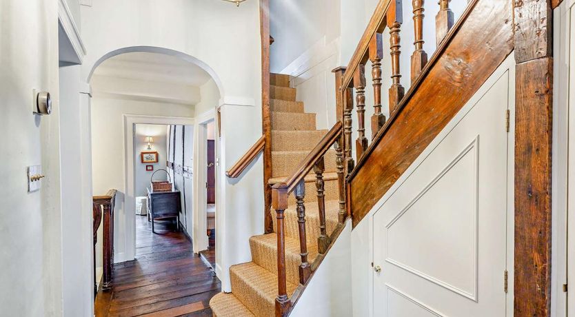 Photo of 6 Bed in Ludlow