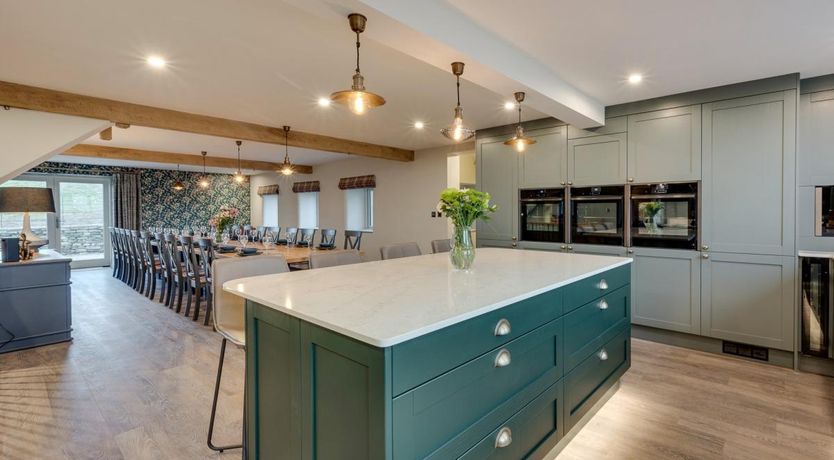 Photo of 7 Bed in Firbank