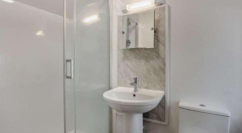 Photo of 3 Bed in Bognor Regis