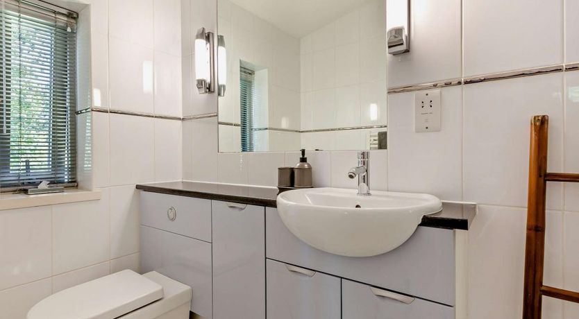 Photo of 2 Bed in Luppitt