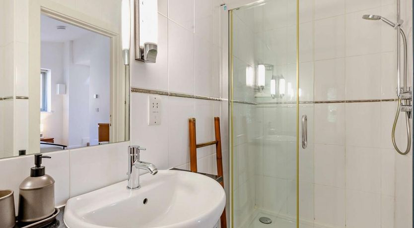 Photo of 2 Bed in Luppitt