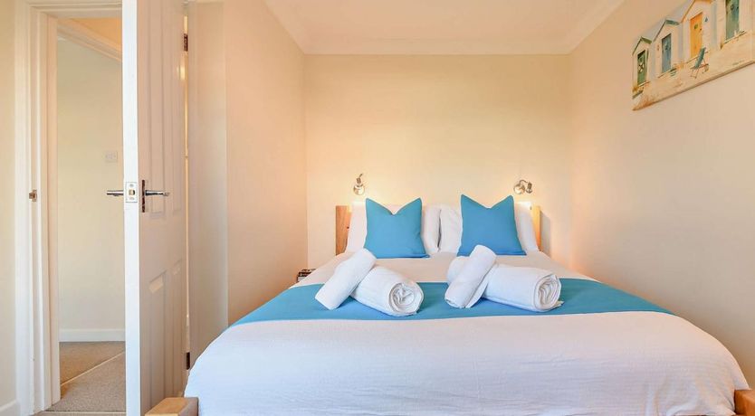 Photo of 3 Bed in Mudeford