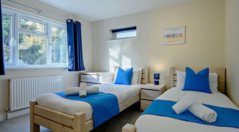 Photo of 2 Bed in Mudeford