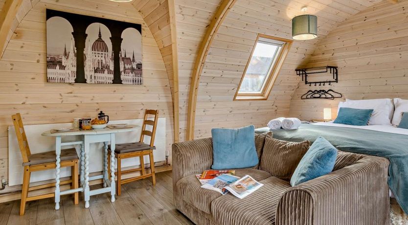 Photo of 1 Bed in Sheinton