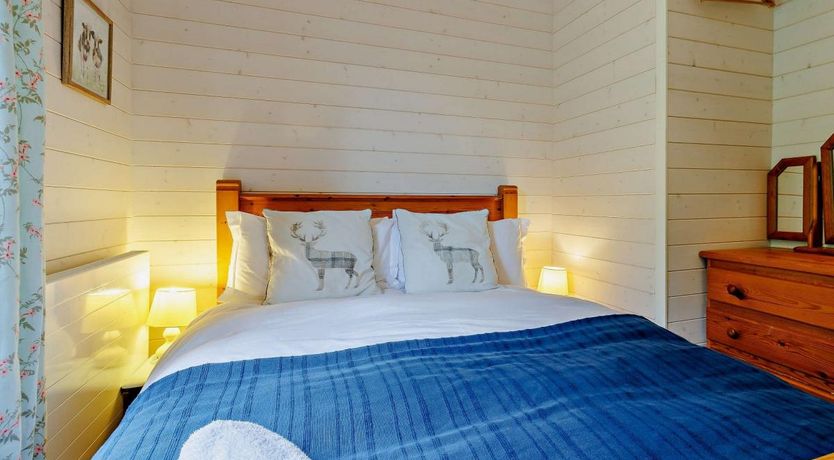 Photo of 4 Bed in Sheinton