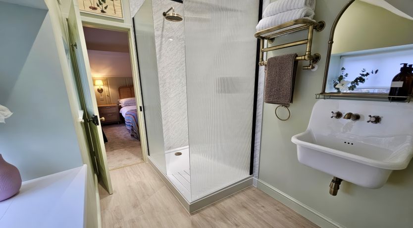 Photo of Penny Bridge House