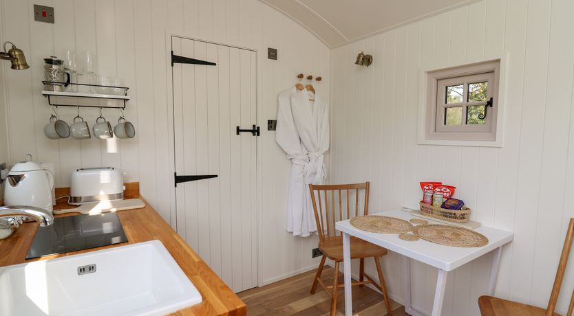 Photo of Dragonfly Shepherd's Hut