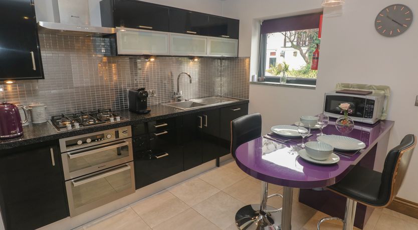 Photo of Cwtch Apartment - Pen Coed