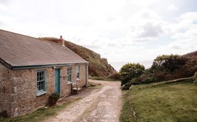 Photo of Cove Cottage