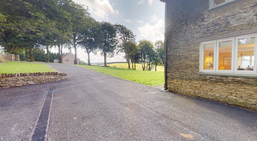 Photo of The Wool Barn, Simonsbath