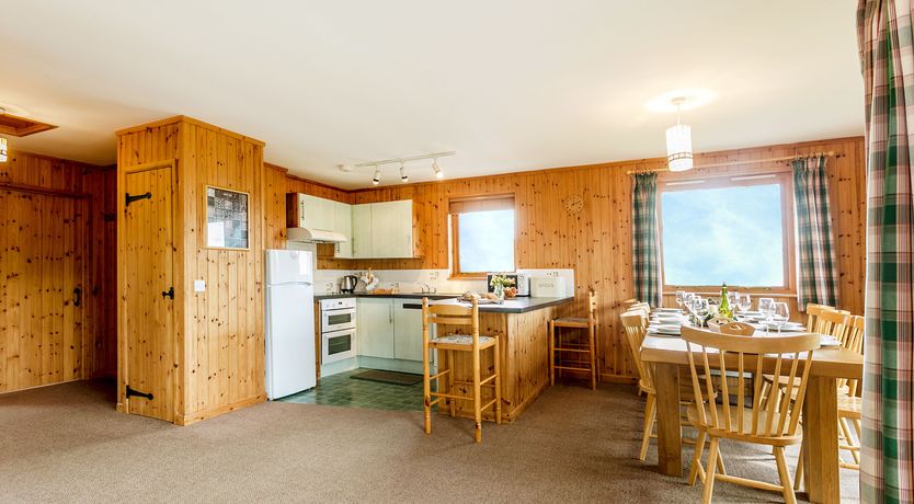 Photo of Holly Lodge 4 Bedrooms, Minehead