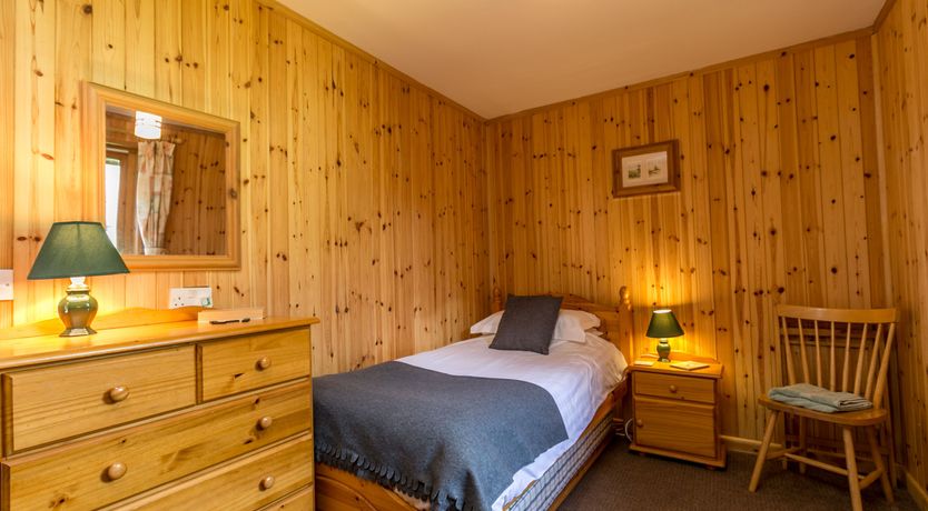 Photo of Holly Lodge 4 Bedrooms, Minehead