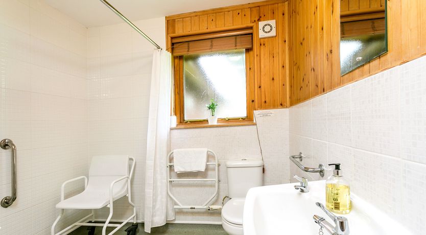 Photo of Holly Lodge 4 Bedrooms, Minehead