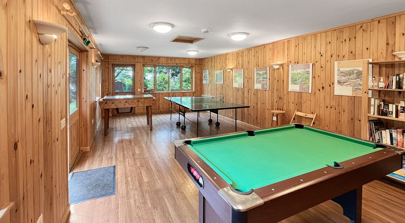 Photo of Holly Lodge 4 Bedrooms, Minehead