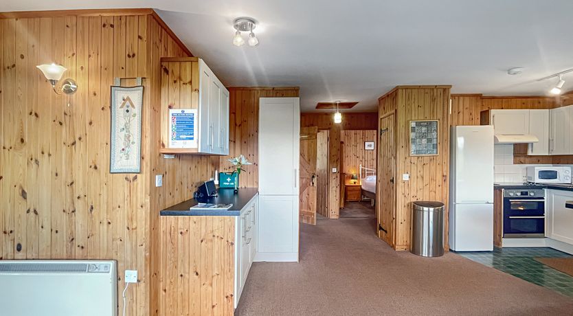 Photo of Holly Lodge 4 Bedrooms, Minehead