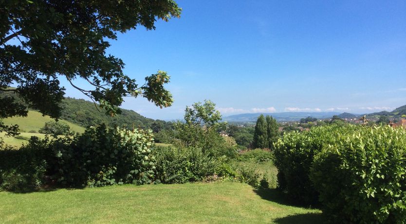Photo of Holly Lodge 4 Bedrooms, Minehead