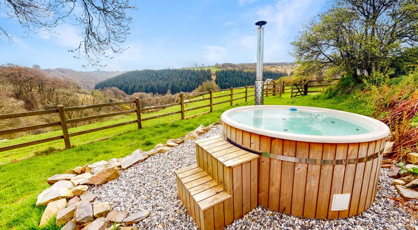 Photo of Kiri and Norton - joint booking