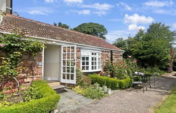 April Cottage, Woodcombe Holiday Cottage