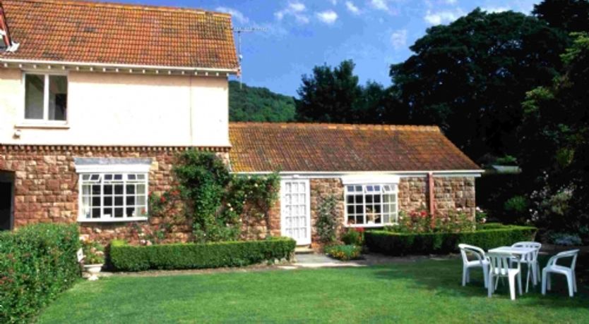 Photo of April Cottage, Woodcombe
