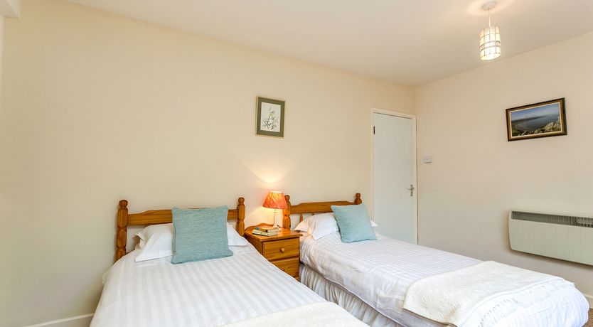 Photo of April Cottage, Woodcombe