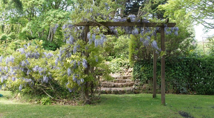 Photo of April Cottage, Woodcombe