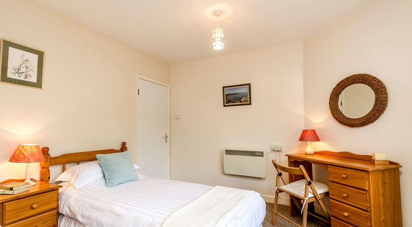 Photo of April Cottage, Woodcombe