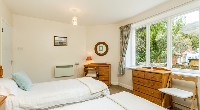 Photo of April Cottage, Woodcombe