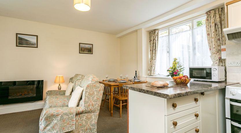 Photo of April Cottage, Woodcombe