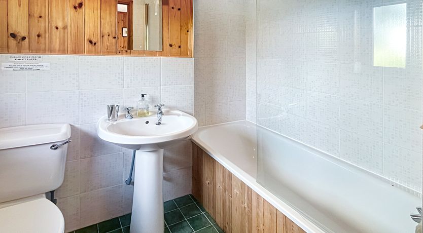 Photo of Holly Lodge 3 Bedrooms