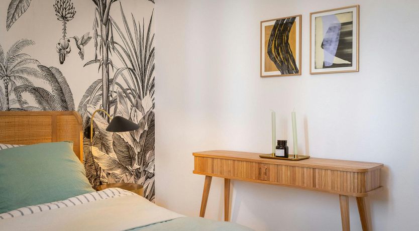 Photo of Southern Shadow