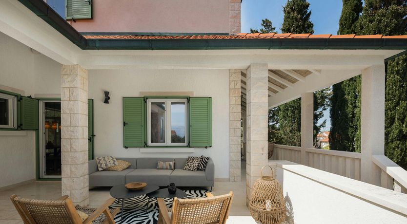 Photo of Southern Shadow