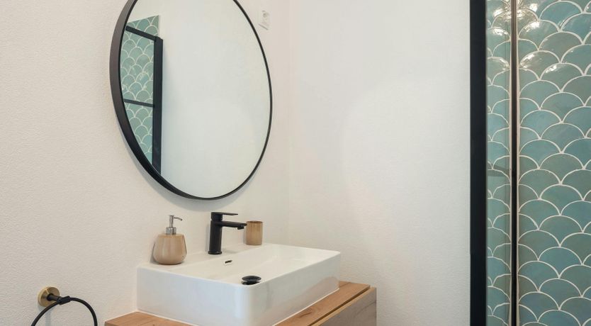 Photo of Southern Shadow