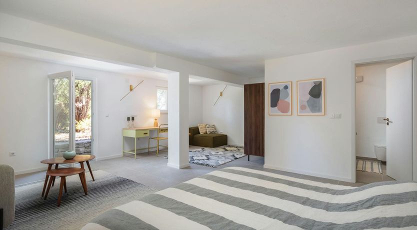 Photo of Southern Shadow