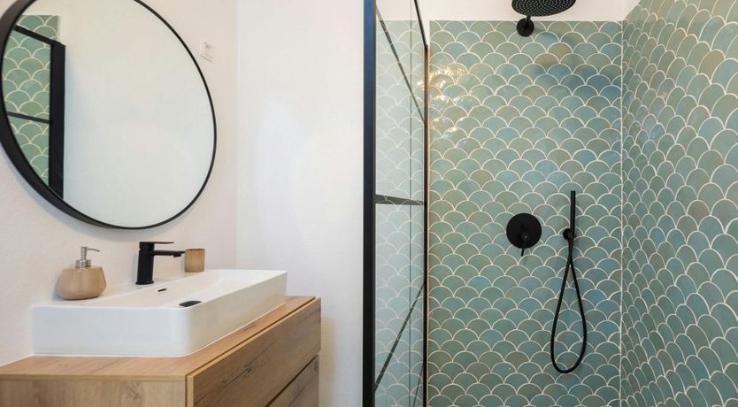 Photo of Southern Shadow