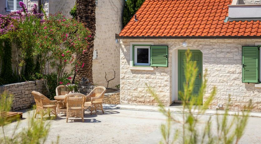 Photo of Southern Shadow