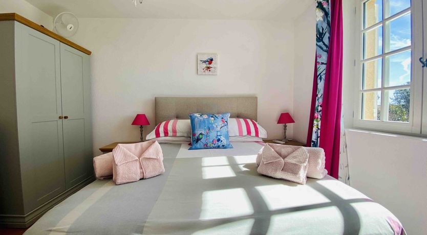 Photo of Watercoloured Sun