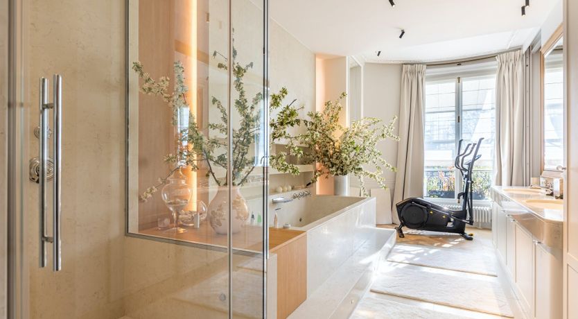 Photo of Eiffel Tower Vista